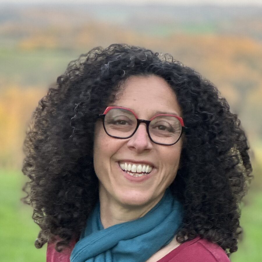 Portrait of life coach Monique Shefer